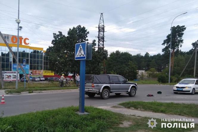 Новини Хмельницького - фото з На Хмельниччині водій «Opel» збив дитину на самокаті: деталі ДТП