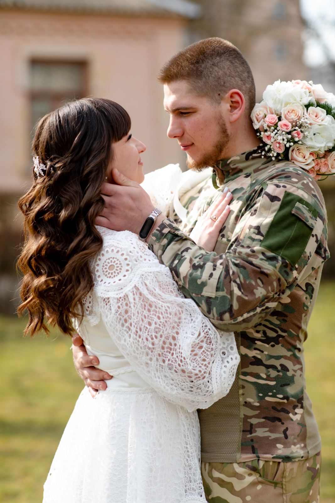 Новини Вінниці - фото з «Я настрочу для  тебе мільйон смс». Історія про розстріляне кохання гвардійця і його дружини