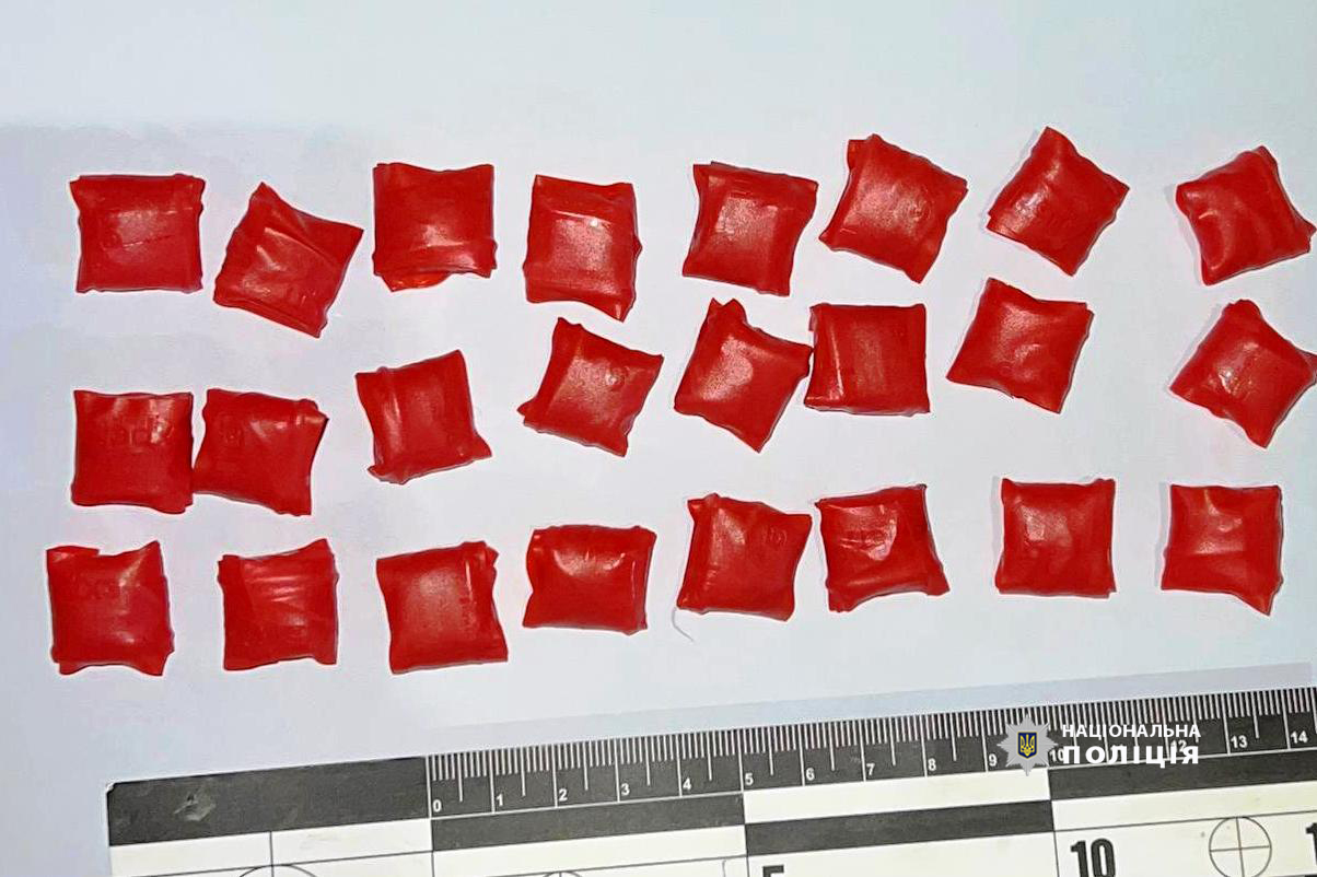 Новини Вінниці - фото з У Вінниці курсанти поліцейського вишу «на гарячому» затримали 31-річного закладчика