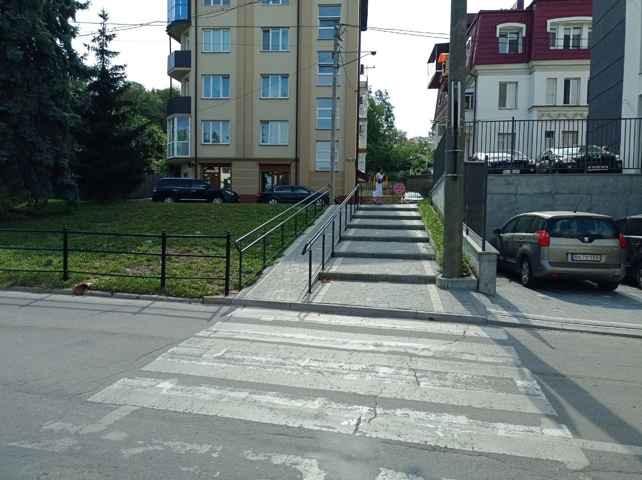 Новини Тернополя - фото з Тернополяни скаржаться на пандус, який облаштували вулиці Соломії Крушельницької