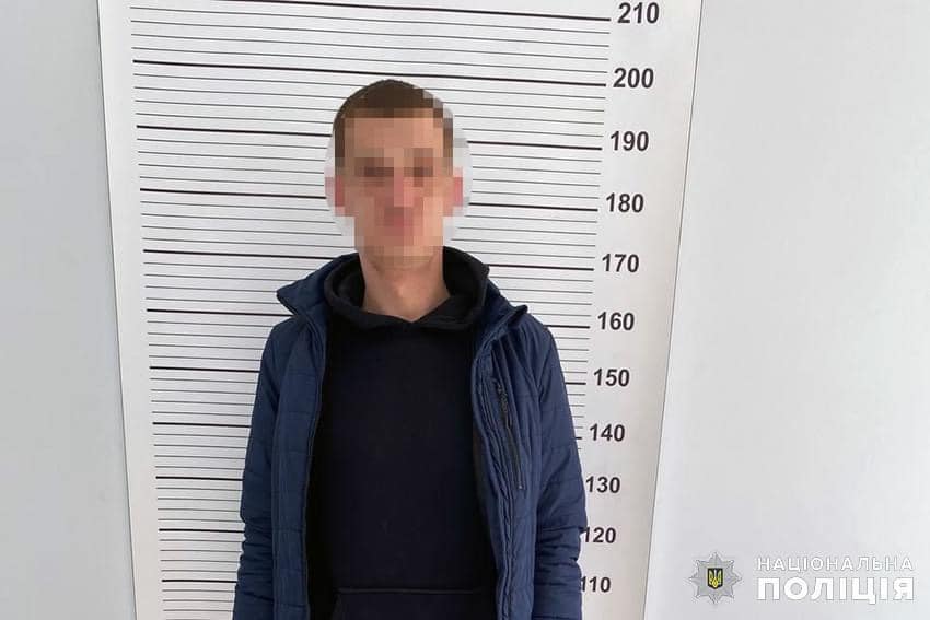 Новини Хмельницького - фото з Хмельничанин крав велосипеди та самокати з під’їздів багатоповерхівок