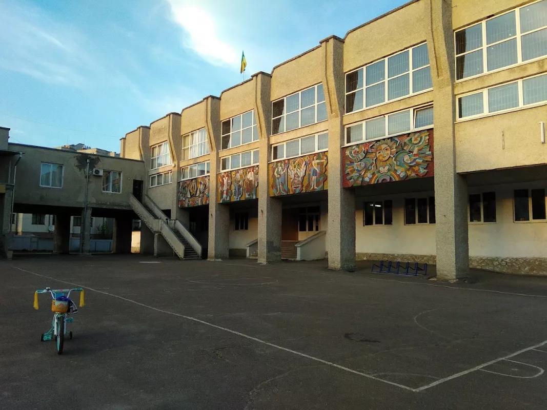 Новини Тернополя - фото з Навчання в умовах війни: як готуються школи Тернополя та для яких класів можуть скасувати дистанційку