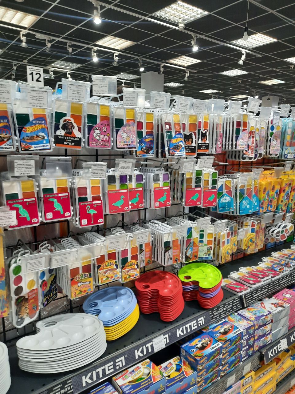 Новини Вінниці - фото з Повертаємось до школи: скільки цьогоріч стане зібрати дитині портфель?