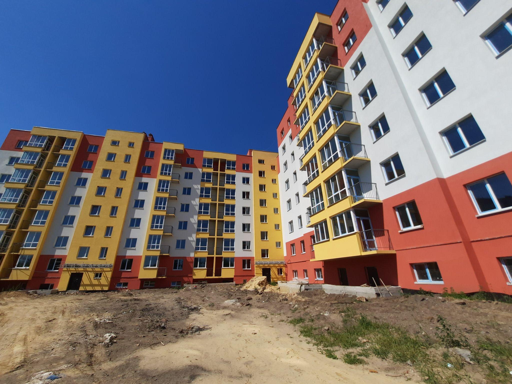 Новини Вінниці - фото з Будинок для 105 сімей. Переселенці звели собі дім за власні гроші