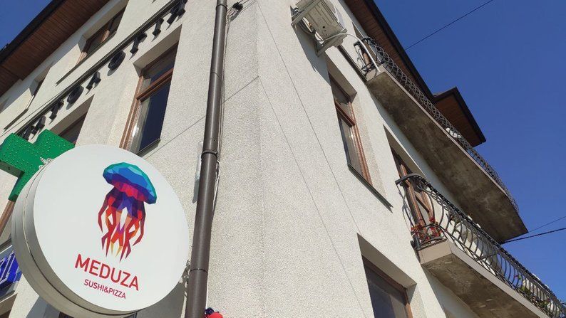 Новини Тернополя - фото з В усьому винні яйця: уже 52 потерпілих після візиту в суші-бар у Збаражі. Що ще дізналися?