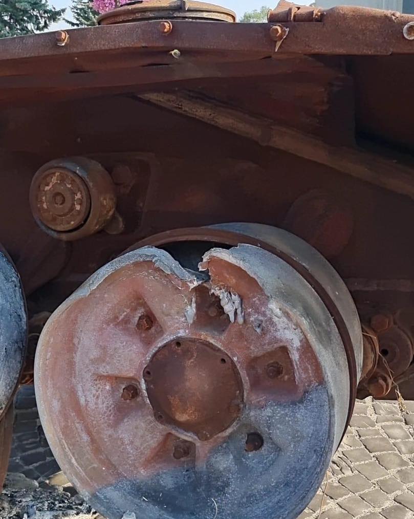 Новини Хмельницького - фото з У центрі Кам’янця виставили знищену російську техніку. Чому обурені місцеві