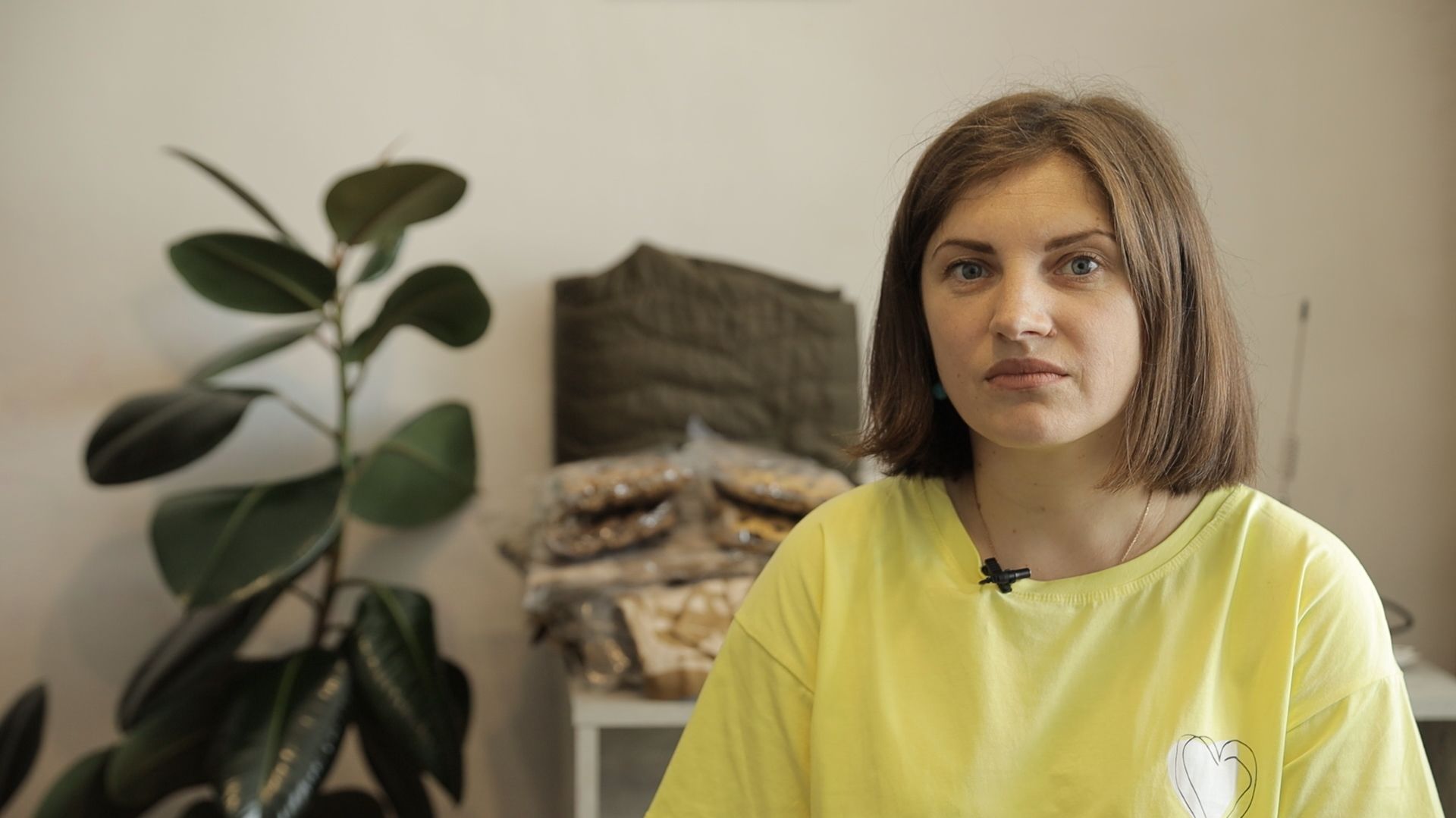 Новини Тернополя - фото з Огірки квасили ваннами, а «буси» заповнювали під стелю, або Як я об’єднала 40 сіл Тернопільщини заради допомоги ЗСУ
