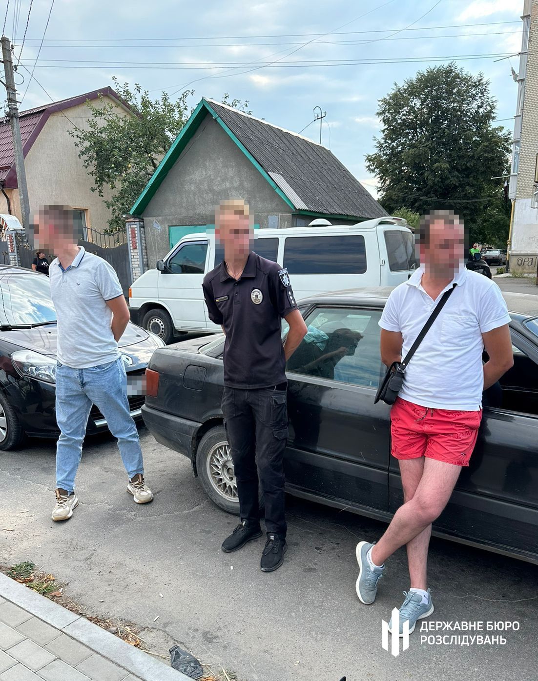 Новини Хмельницького - фото з Правоохоронець з Хмельниччини обіцяв призовнику за 2,5 тисячі доларів «вирішити питання» з мобілізацією