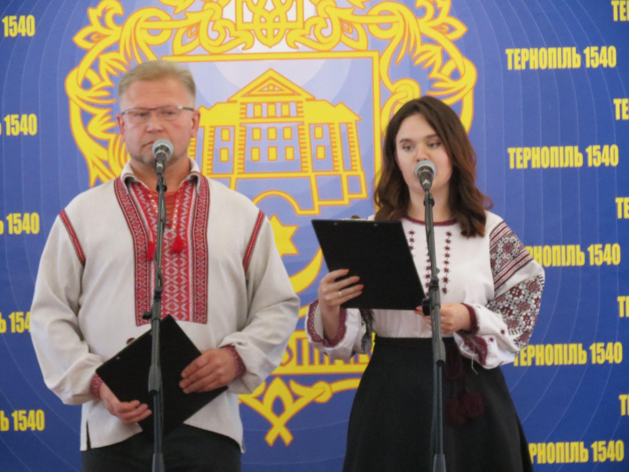 Новини Тернополя - фото з У Тернополі вручили державні нагороди родинам загиблих Героїв