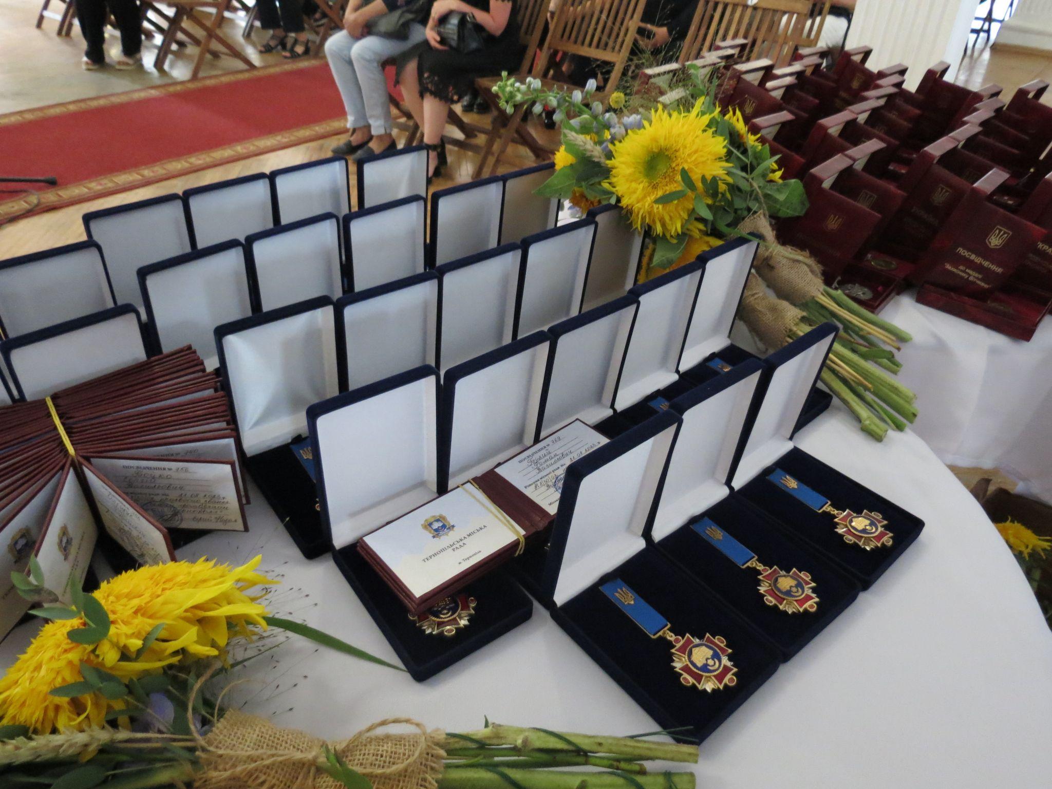 Новини Тернополя - фото з У Тернополі вручили державні нагороди родинам загиблих Героїв