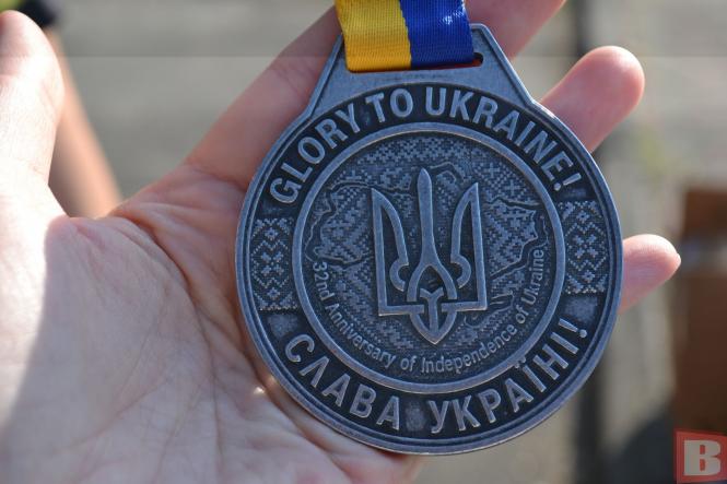 Новини Хмельницького - фото з Хмельничани влаштували патріотичний забіг в парку Чекмана