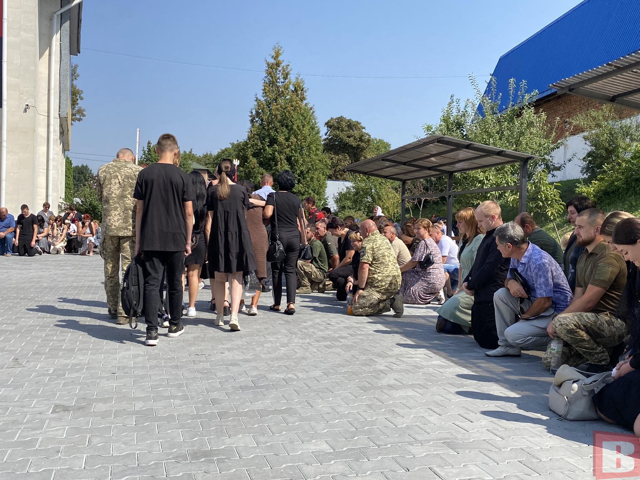 Новини Хмельницького - фото з “Велика біда прийшла в нашу родину”. Попрощалися із 26-річним Павлом Рожиком