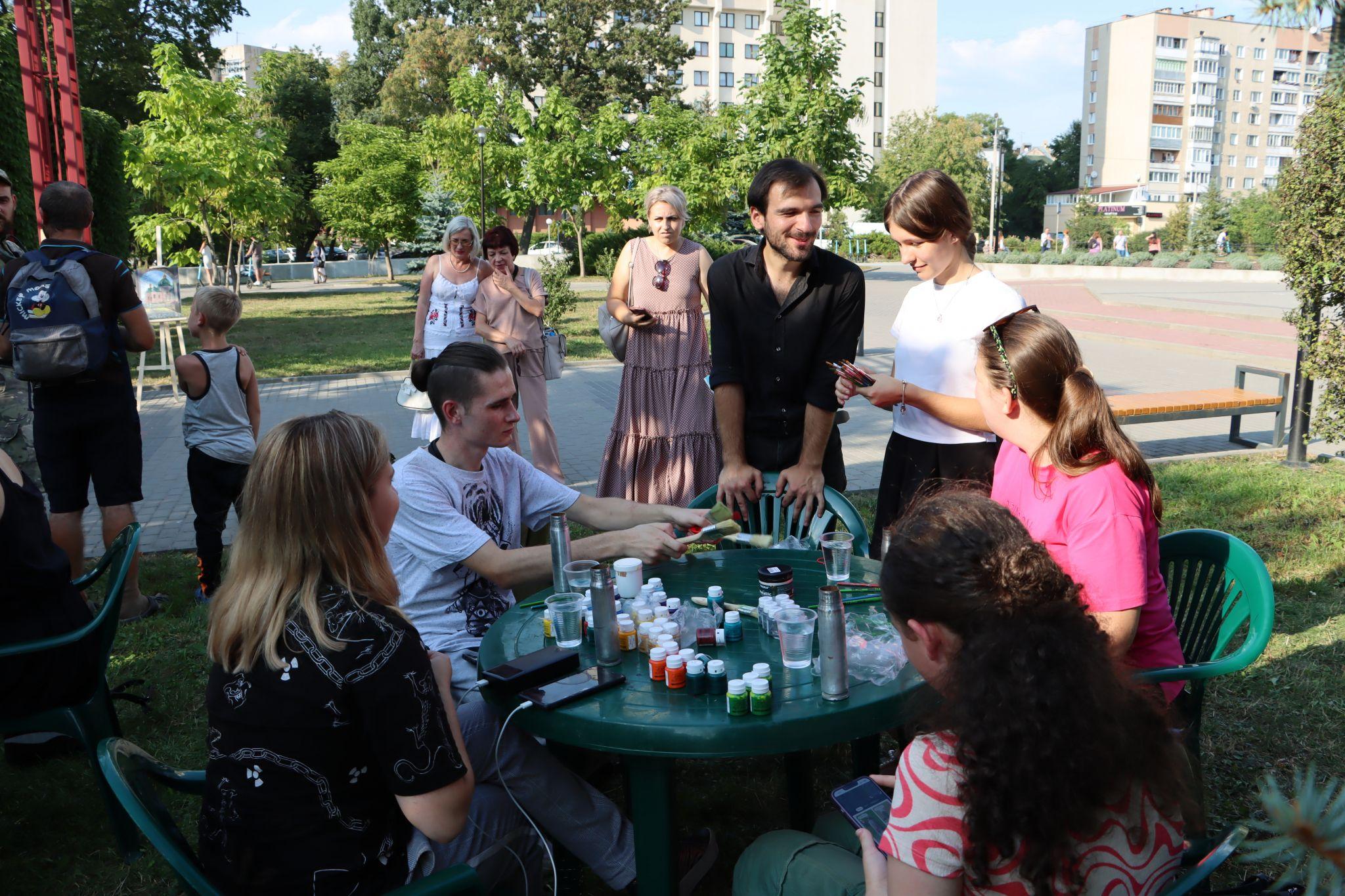 Новини Тернополя - фото з Мистецтво просто неба: ми побували на арт-просторі у Тернополі до Дня міста