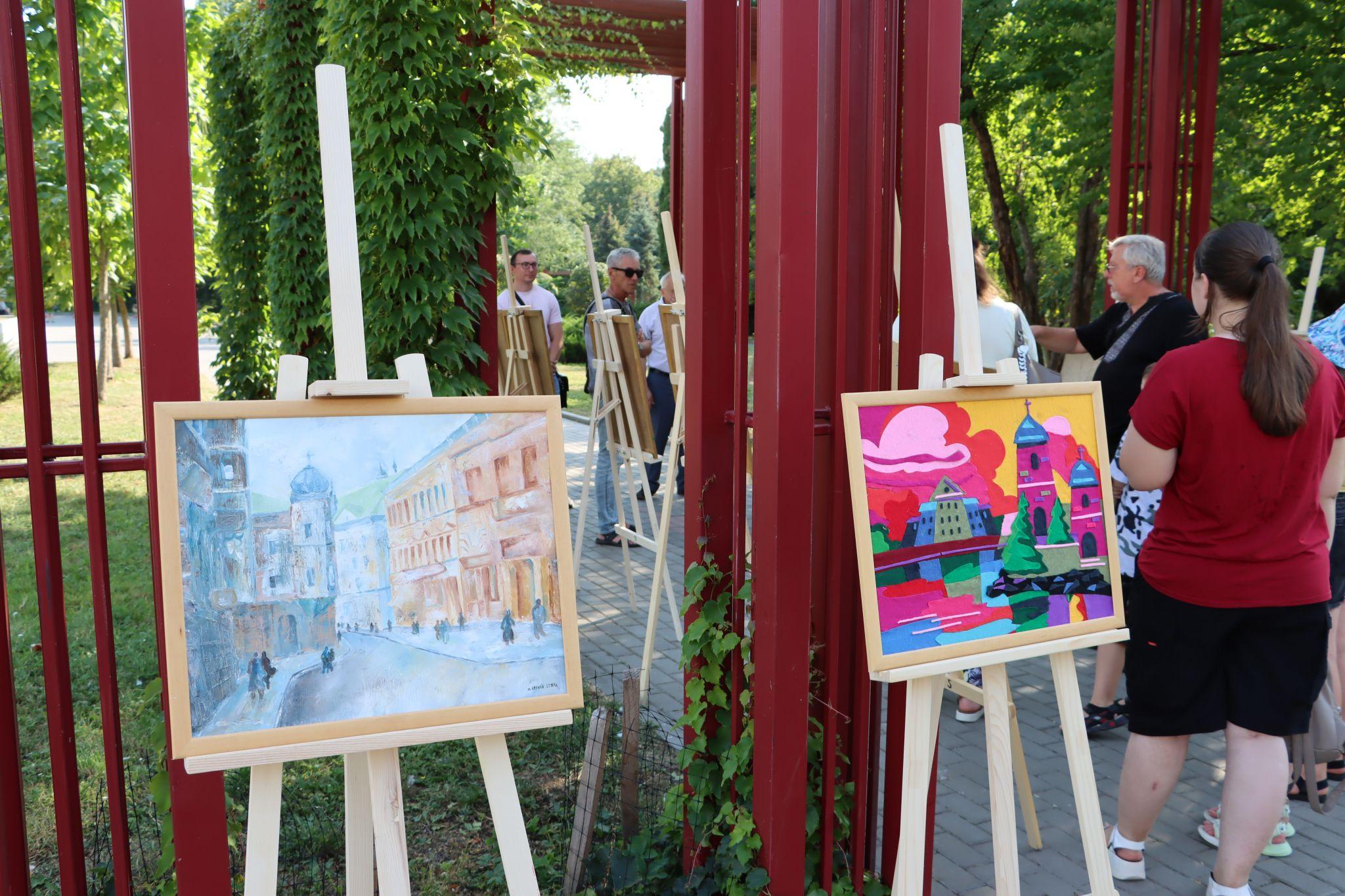 Новини Тернополя - фото з Мистецтво просто неба: ми побували на арт-просторі у Тернополі до Дня міста