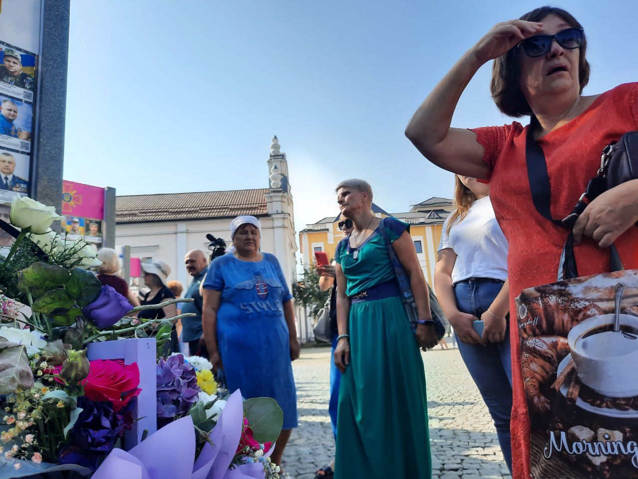 Новини Вінниці - фото з «Тут вони всі — всі наші хлопчики». На оновленій площі вшанували пам'ять загиблих вінничан