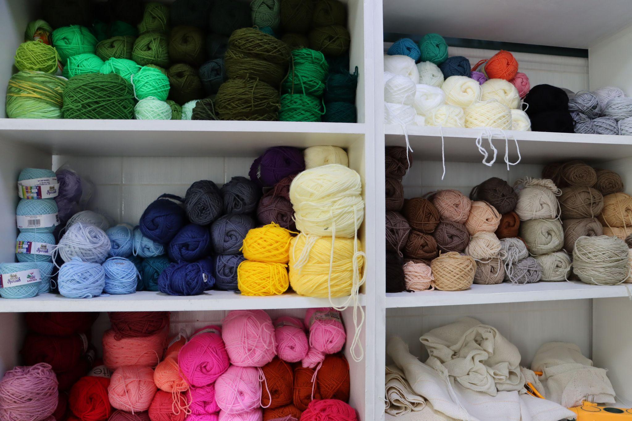 Новини Тернополя - фото з У 23 роки відкрила єдину у Тернополі майстерню тафтингових килимів: історія майстрині