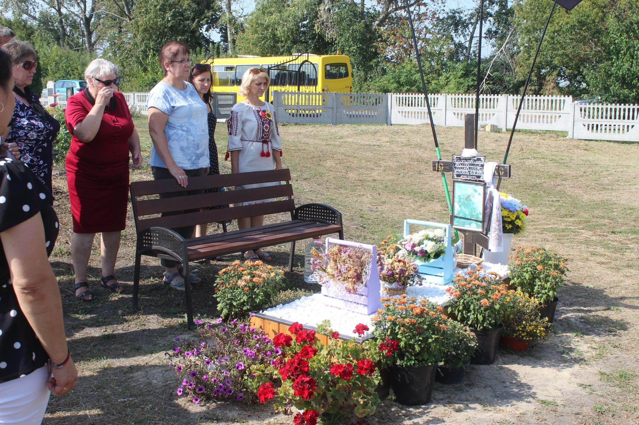 Новини Козятина - фото з Відвідали—84 могили загиблих героїв козятинської громади