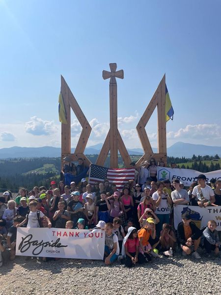 Новини Житомира - фото з 70 дітей-сиріт та дітей, позбавлених батьківського піклування, відпочили у Карпатах