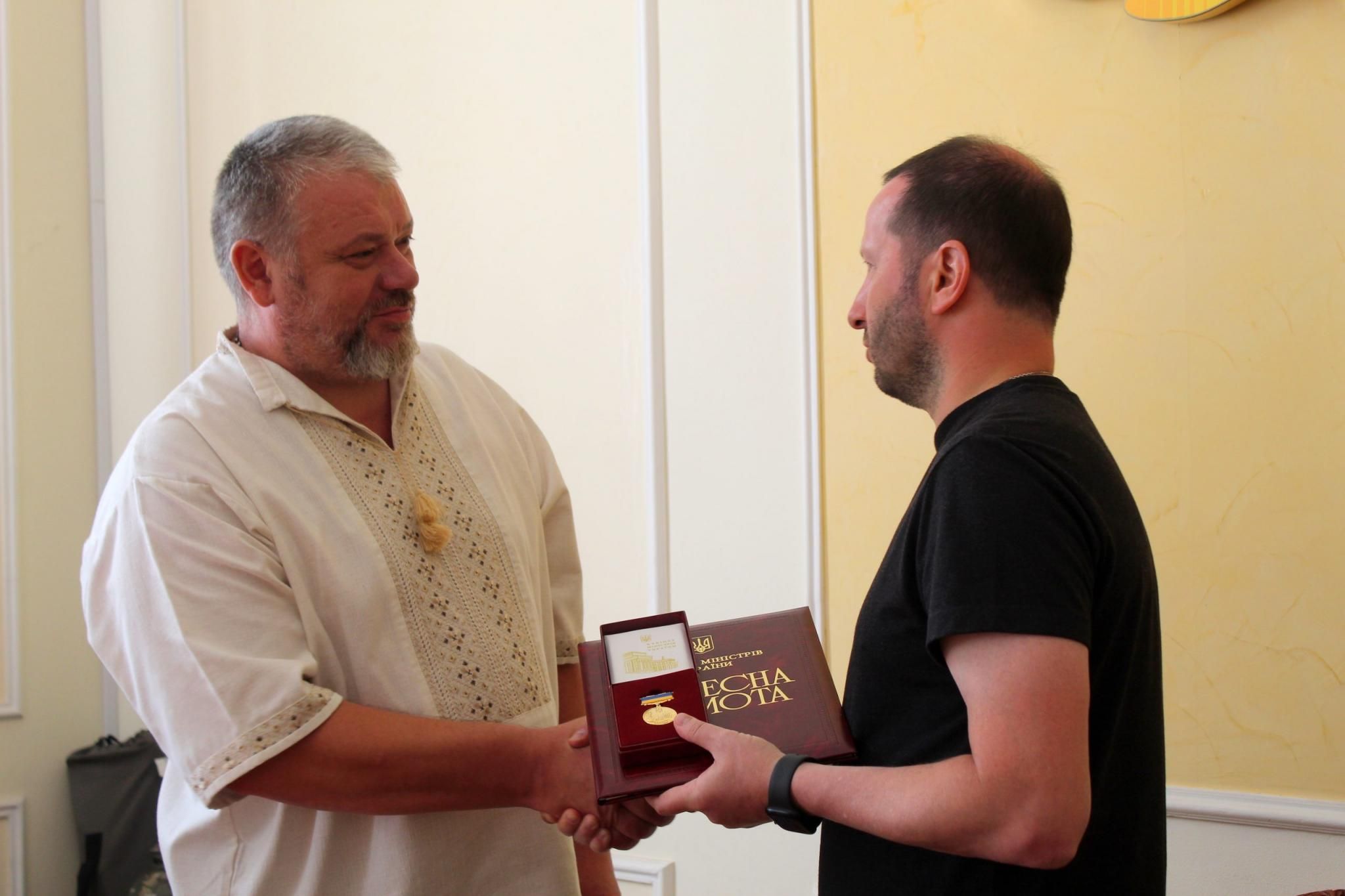 Новини Хмельницького - фото з Міські голови, лікарі й депутат. Кого і за що нагородили в Хмельницькому