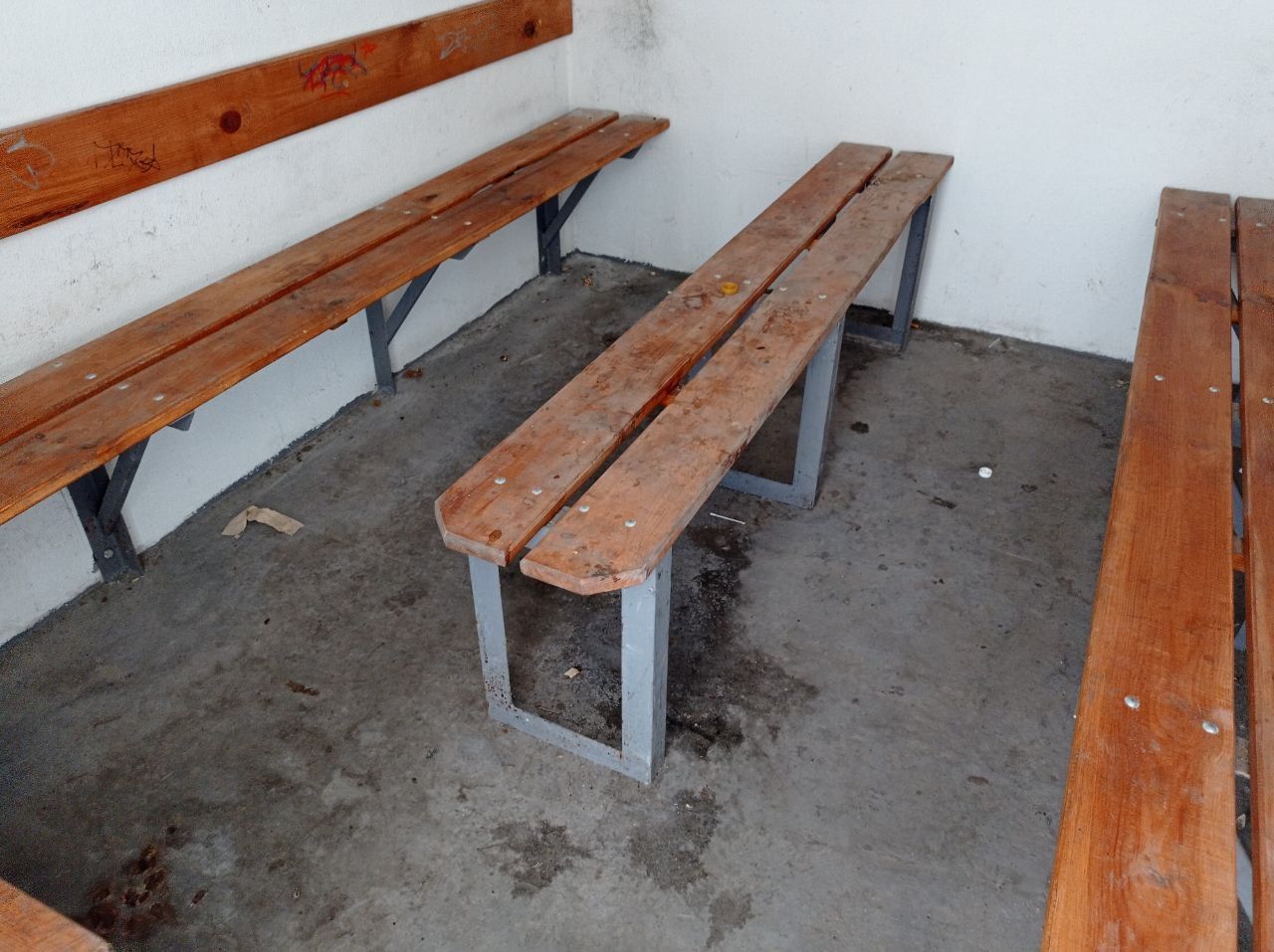 Новини Тернополя - фото з На Дружбі відновили фасад мобільного укриття: який вигляд має тепер?