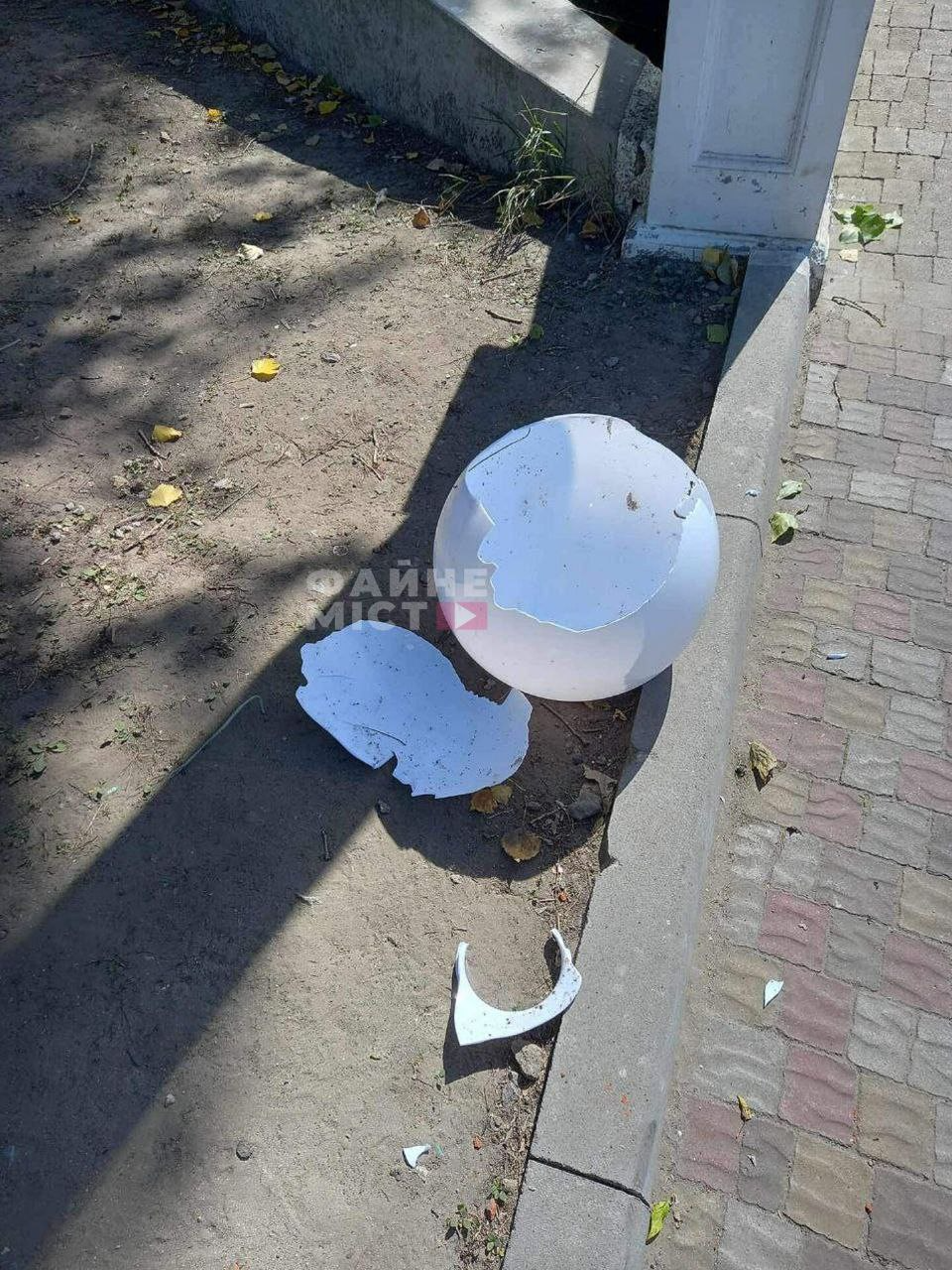 Новини Тернополя - фото з Що сталося з плафонами на Набережній? Фото дня