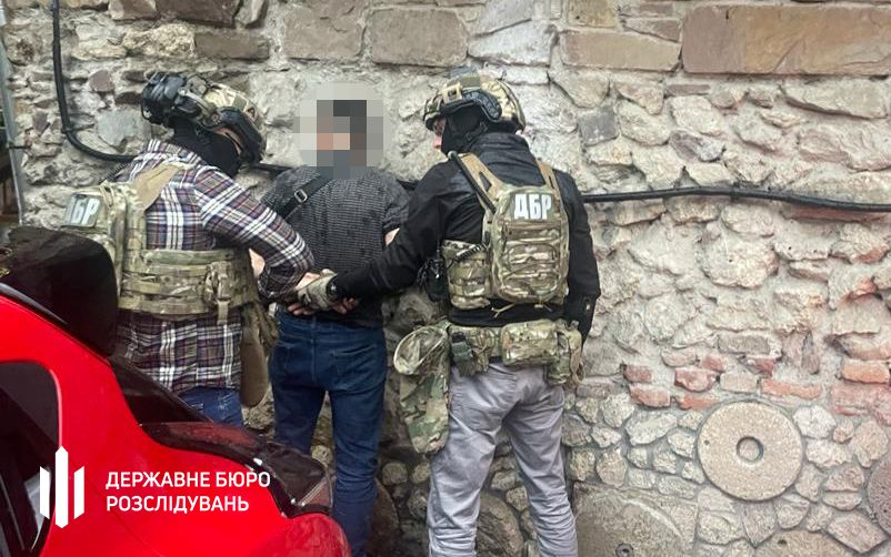 Новини Тернополя - фото з На хабарі спіймали посадовця Держпродспоживслужби. Як кажуть у ДБР, «данину» збирав щомісяця