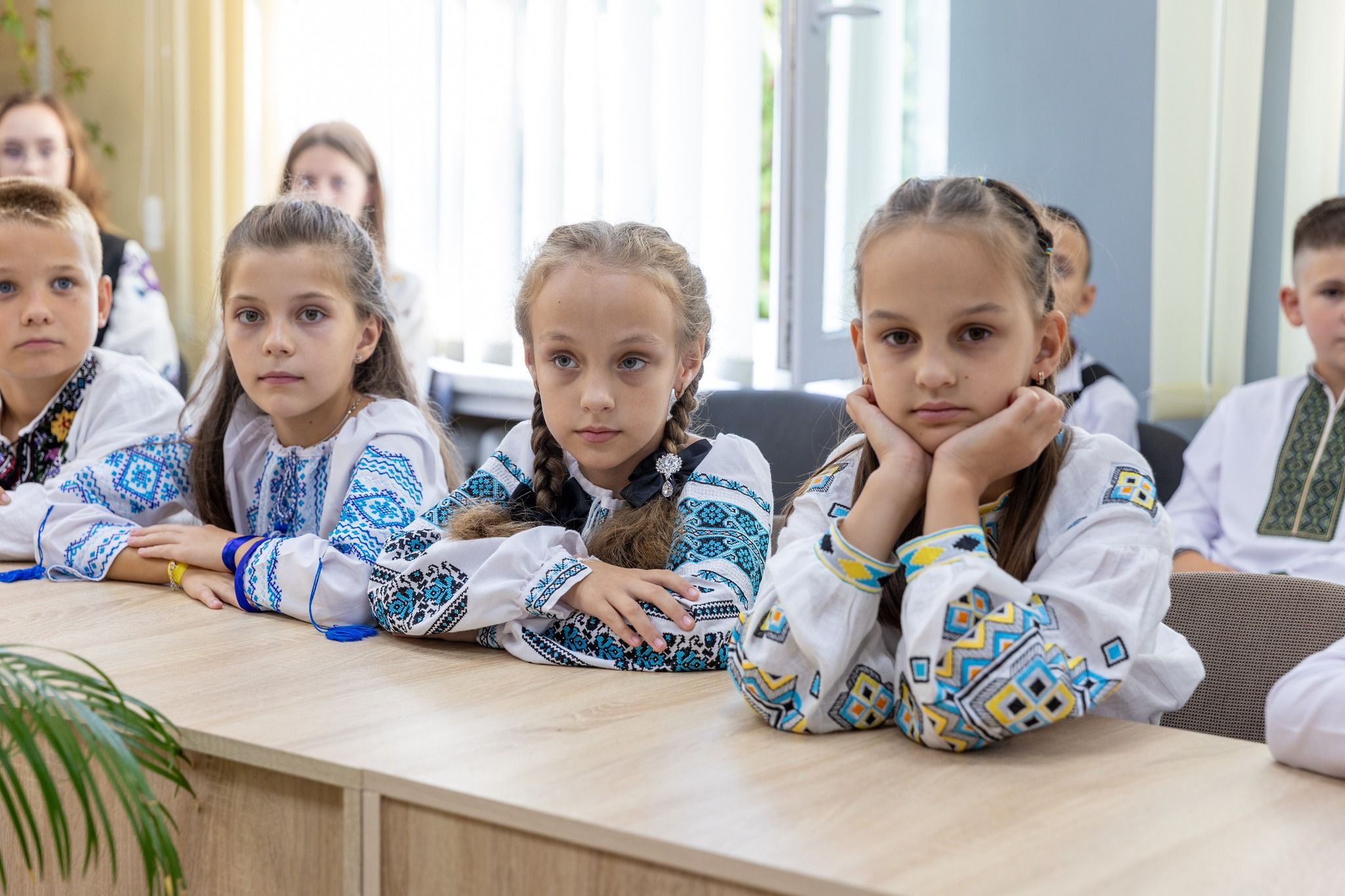 Новини Тернополя - фото з Президент Зеленський поспілкувався з школярами ліцею на Тернопільщині та привітав їх з Днем знань