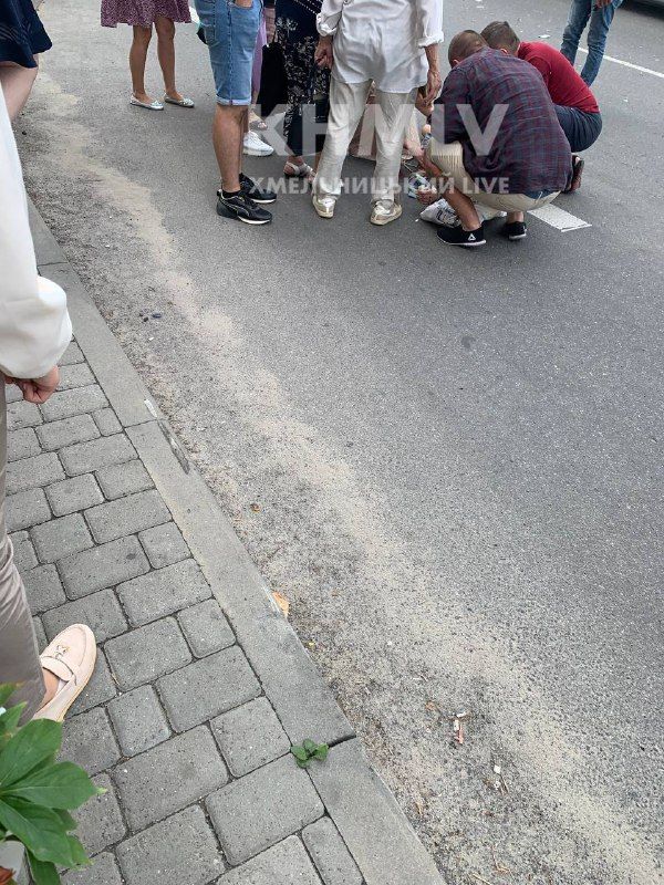 Новини Хмельницького - фото з На пішохідному на Озерній збили дівчину: що кажуть очевидці