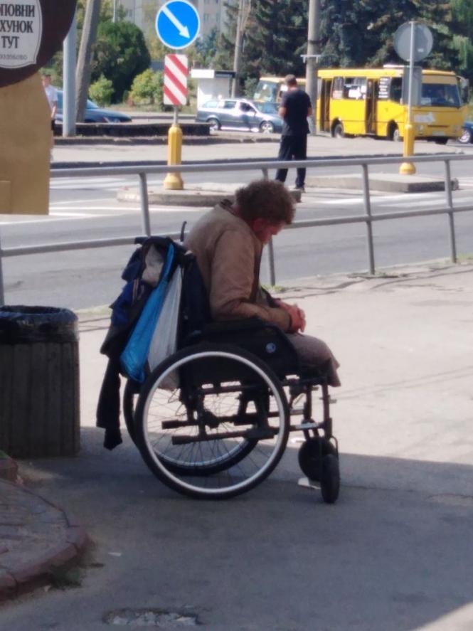 Новини Вінниці - фото з У громаді працює патруль, який виявляє безхатченків та допомагає їм