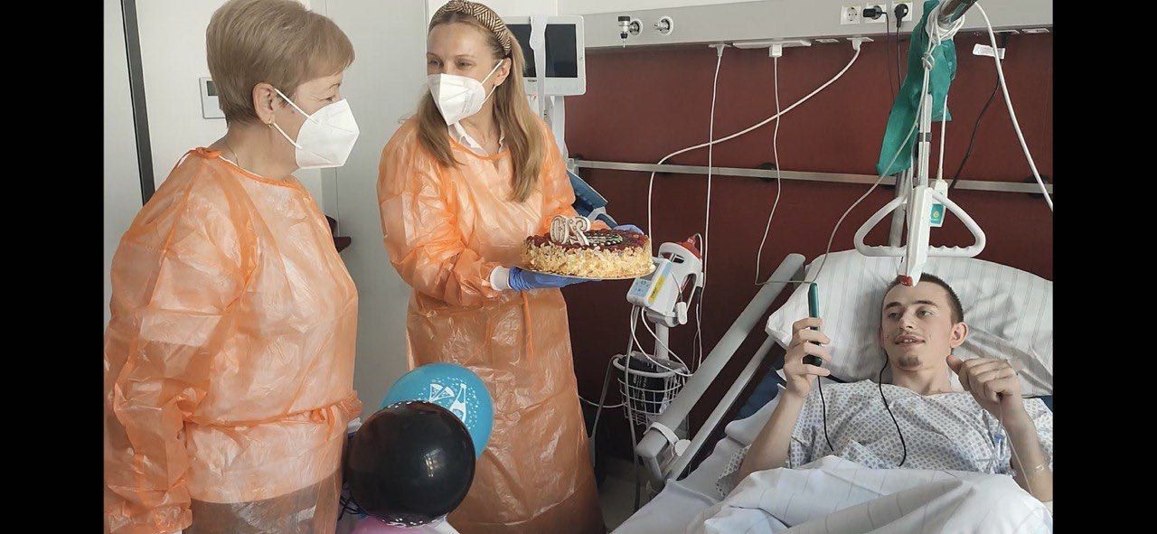 Новини Вінниці - фото з «Не шкодую, що провів відпустку в операційній, а не на морі». Хірург з Мюнхена втретє оперував у Вінниці