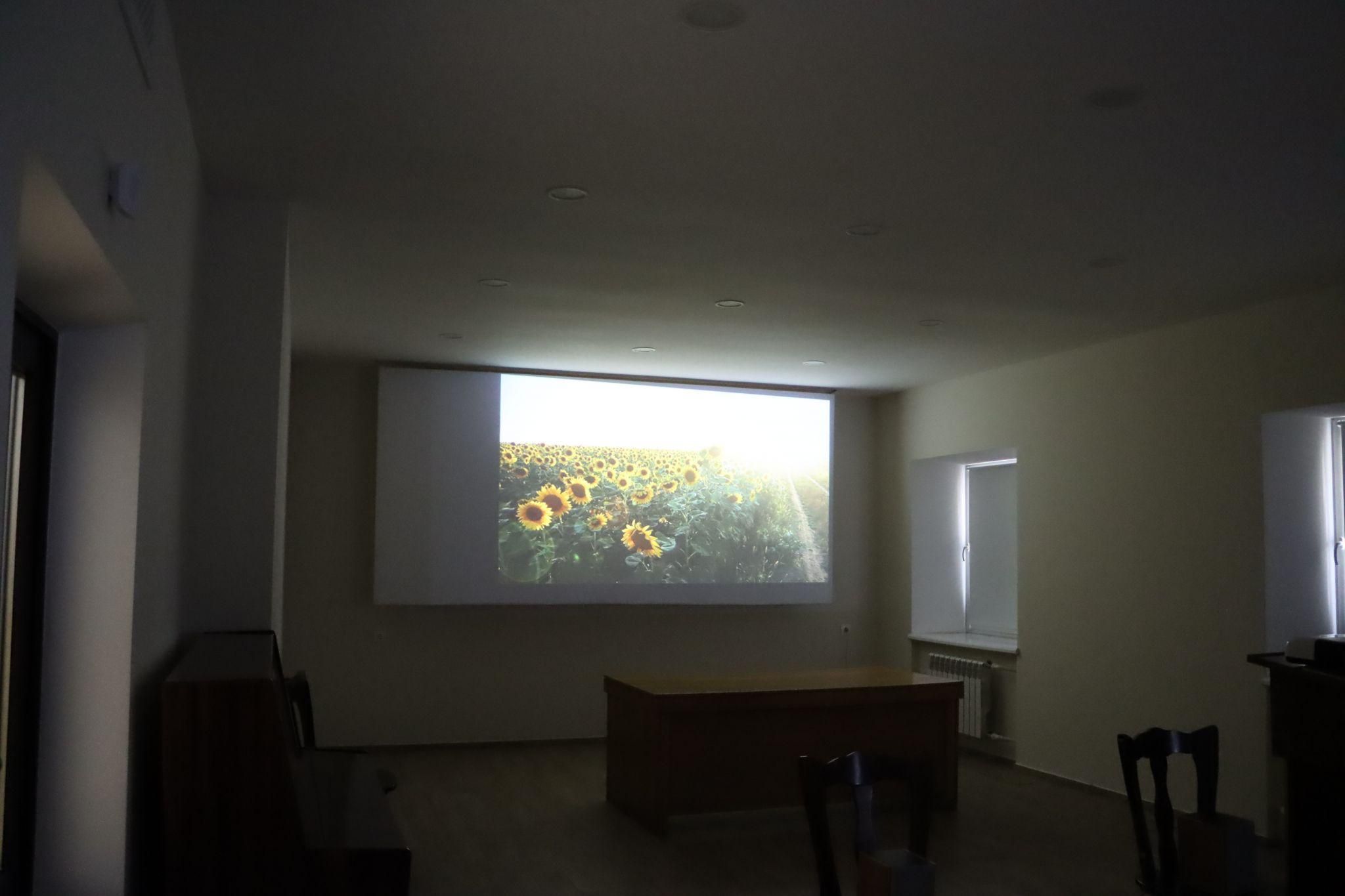 Новини Тернополя - фото з «Документалку» про тернопільських захисників показали у краєзнавчому музеї: коли наступні спецпокази?