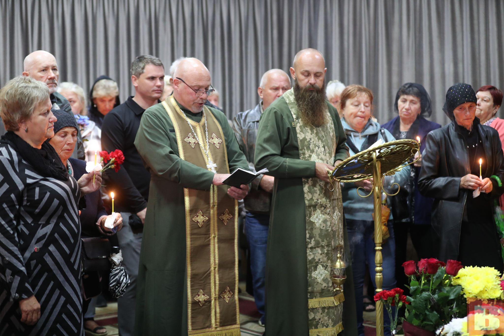 Новини Хмельницького - фото з У Хмельницькому попрощалися з Юрієм Годущаном, який загинув під Бахмутом