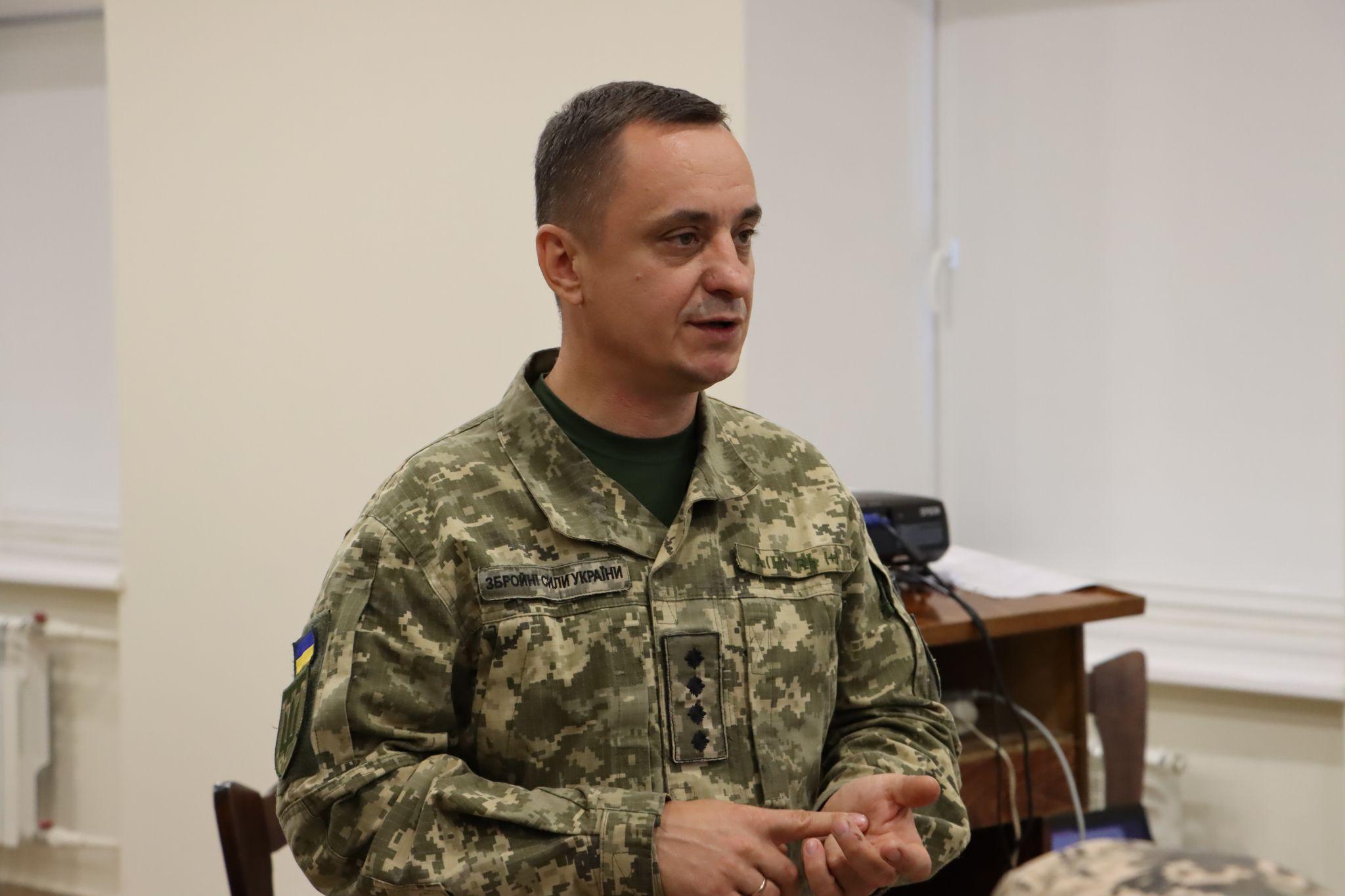 Новини Тернополя - фото з «Документалку» про тернопільських захисників показали у краєзнавчому музеї: коли наступні спецпокази?