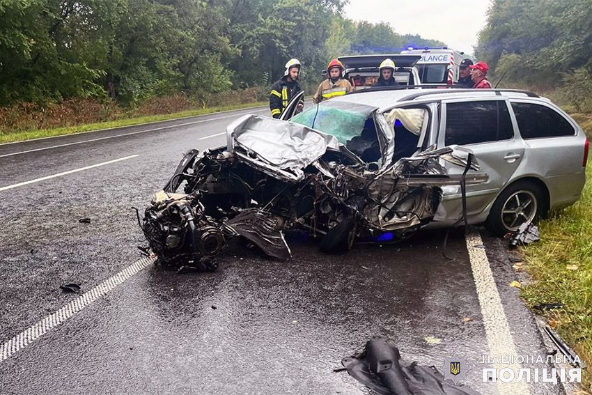 Новини Хмельницького - фото з Смертельна аварія на Кам’янеччині: загинули двоє людей (ФОТО, ВІДЕО)