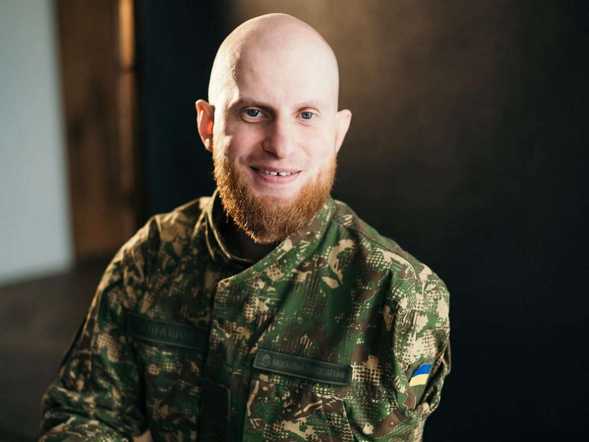 Новини Вінниці - фото з «Дві доби пив воду з калюж, повз до позицій». Козятинчанин Дмитро Фінашин потрапив до списку Forbes