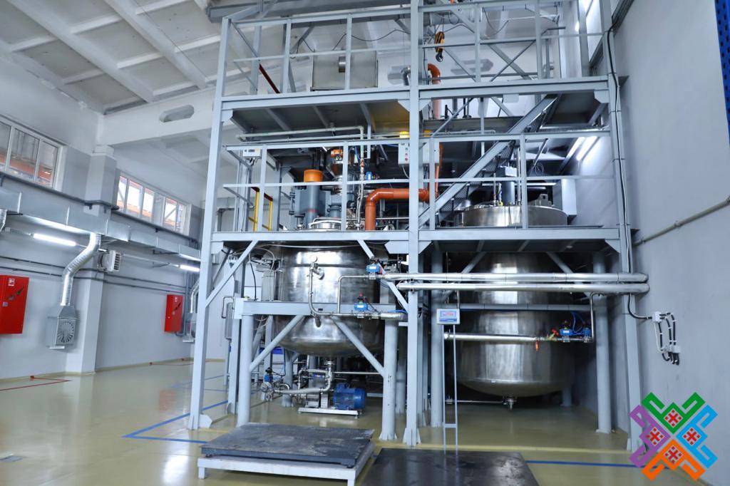 Новини Хмельницького - фото з У Хмельницькій громаді відкрили завод з виробництва агрохімікатів