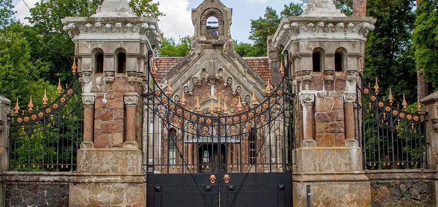 Новини Вінниці - фото з Парк і мавзолей-усипальниця в Печері: все, що залишилося від розкішної садиби Потоцьких