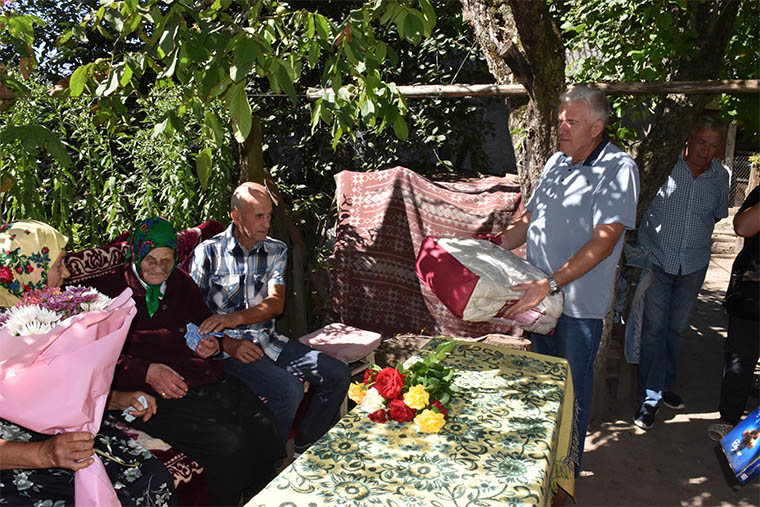 Новини Хмельницького - фото з Жінці з Хмельницького району виповнилося 100 років 001 2