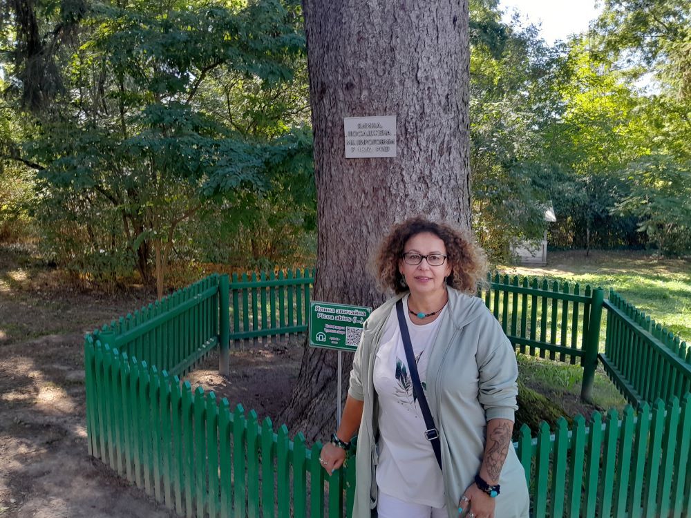 Новини Вінниці - фото з Музею Пирогова передали весільний рушник Яни Рихліцької. Що розповіла мати бойової медикині?