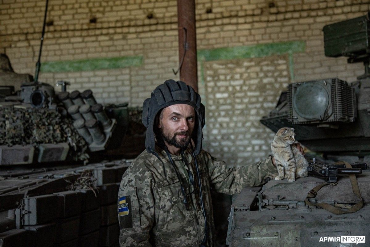 Новини Хмельницького - фото з Вісім років воює проти росіян. Історія танкіста з Хмельниччини