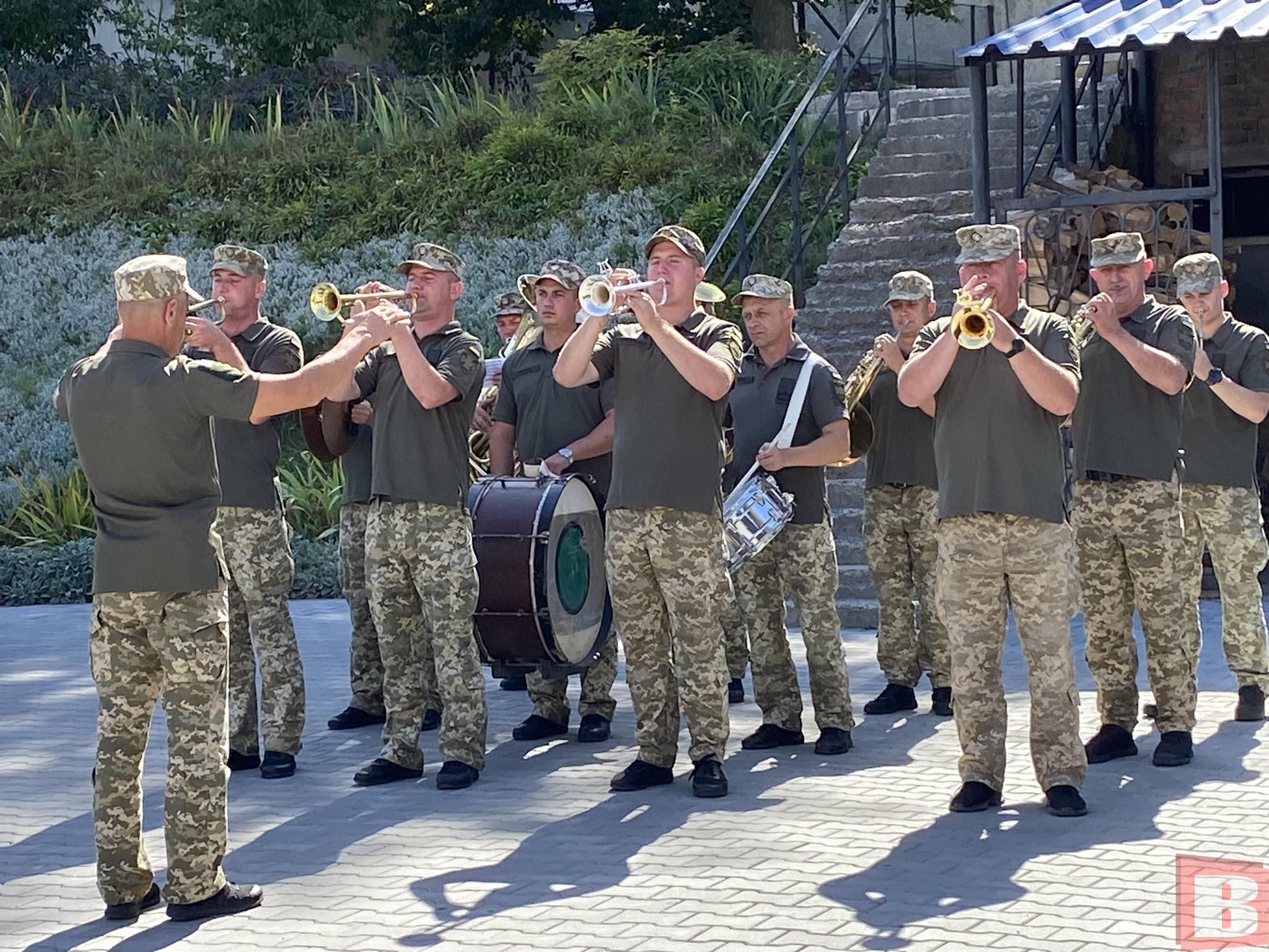 Новини Хмельницького - фото з Був зразковим батьком для своєї доньки. Хмельничани попрощалися з Іваном Гасюком
