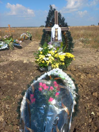 Новини Тернополя - фото з Тернопіль провів в останню путь журналіста Олега Грушковика