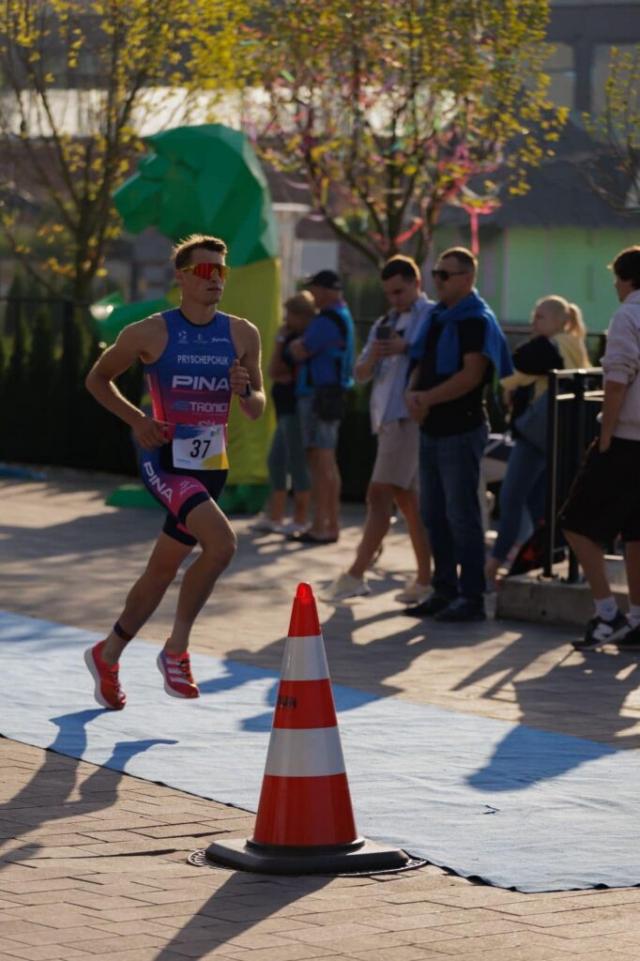 Новини Житомира - фото з Триатлоністи Житомирщини здобули призові медалі на чемпіонаті України з триатлону на спринтерській дистанції