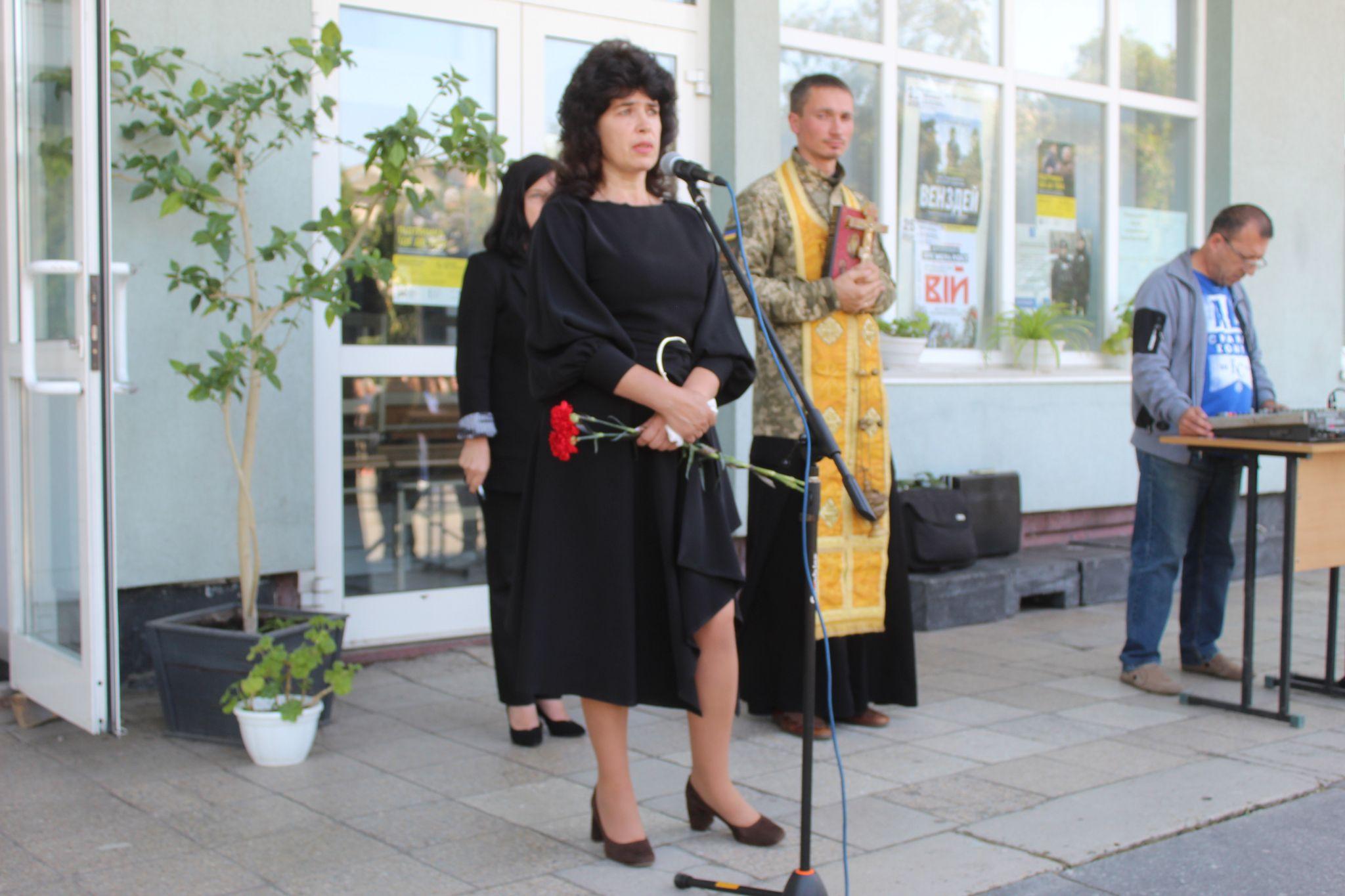 Новини Козятина - фото з «Я чоловік і я повинен йти». Козятин провів в останню дорогу Дмитра Іванова