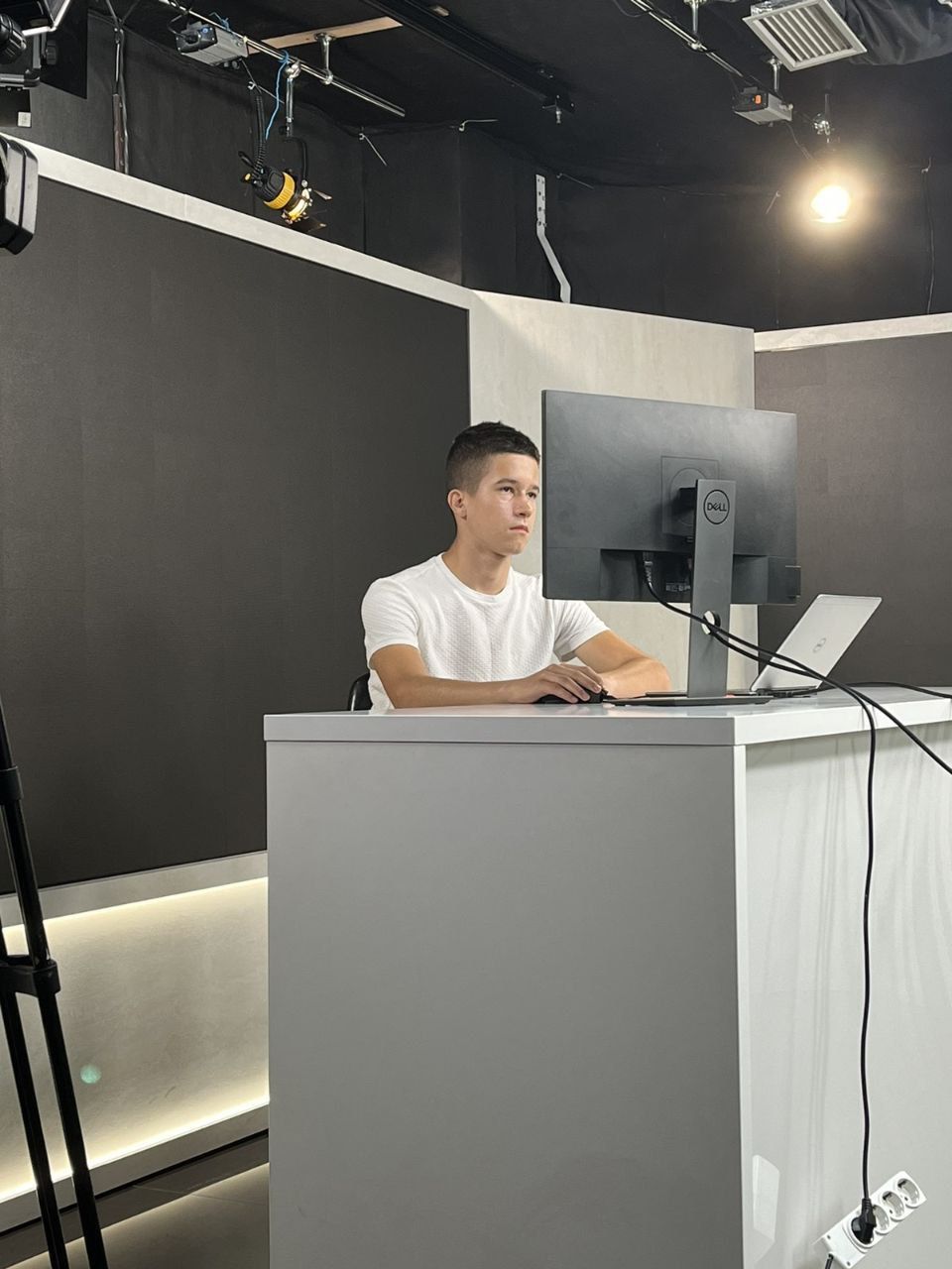 Новини Тернополя - фото з Цікаве та важливе про Тернопіль у кілька кліків: школяр Арсен Горобець створив туристичний бот про рідне місто