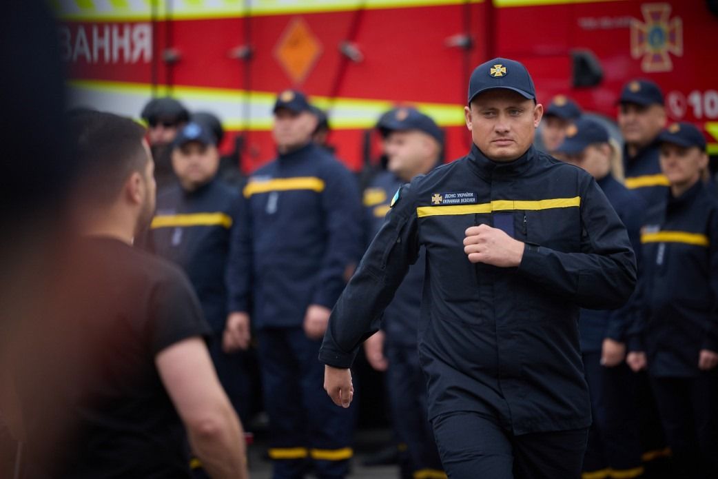 Новини Хмельницького - фото з Зеленський нагородив сапера з Хмельниччини