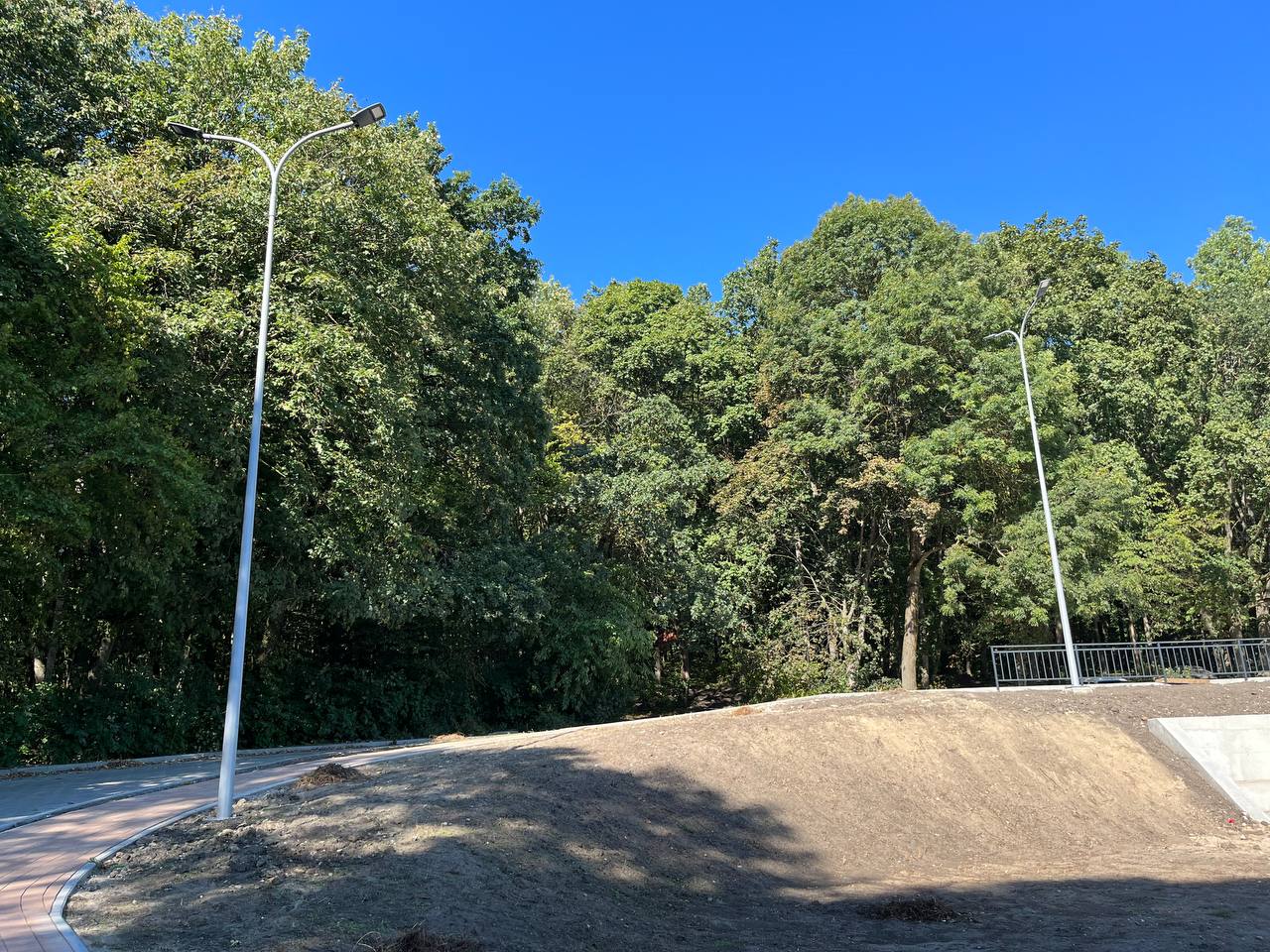 Новини Тернополя - фото з Реконструкція Дальнього пляжу за 42 мільйони: що змінилося та чи встигнуть все доробити до кінця року