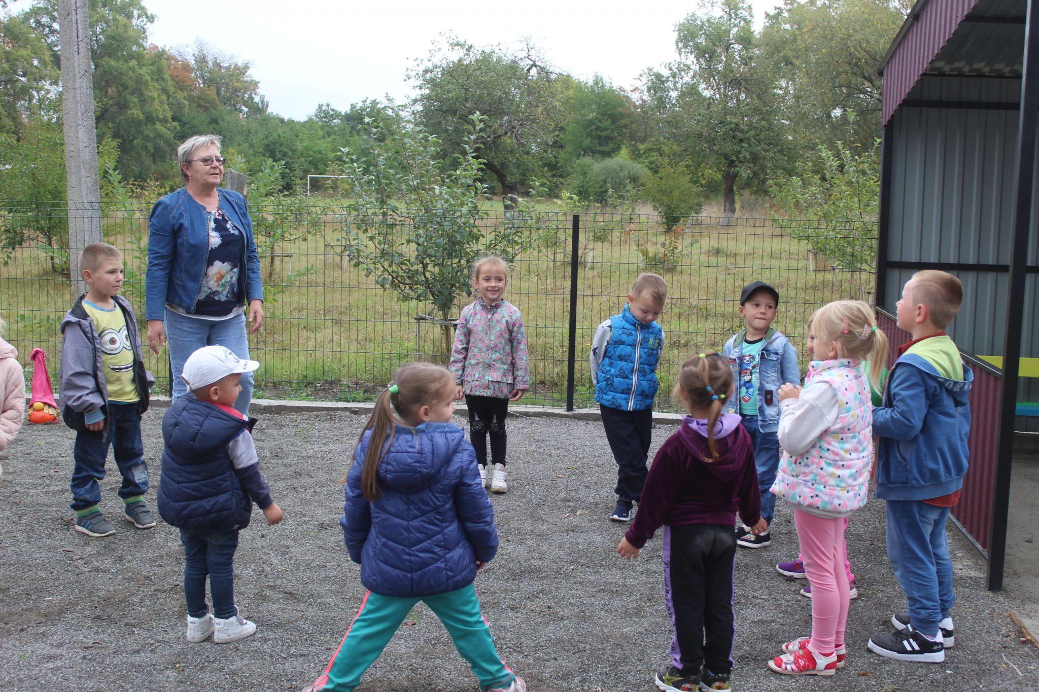 Новини Козятина - фото з Для дошкільнят збудували окремий дитячий майданчик