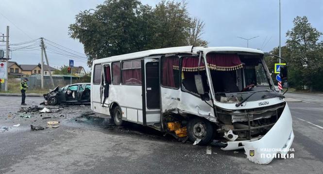 Новини Вінниці - фото з П'ять потерпілих, серед яких діти: поліція з'ясувала деталі трощі на Немирівському шосе