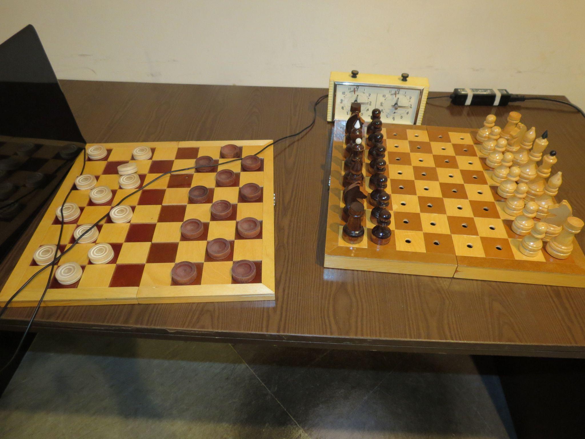 Новини Вінниці - фото з Майбутнім офтальмологам на зустрічі з незрячими показали засоби для компенсації сліпоти